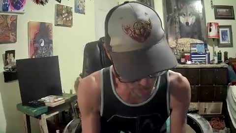 druedowm online show from December 18, 1:00 am