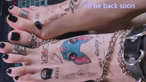 Mistress Lola Slavic witch online show from December 30, 8:47 pm