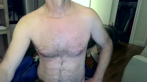 Snapshot of dsb55 chatting on November 17, 2:17 am dsb55 online show from November 17, 2:17 am