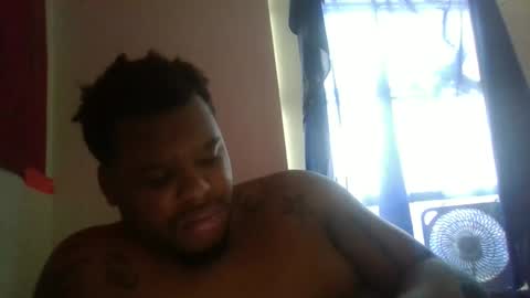 Snapshot of dsmoov_ chatting on February 10, 7:07 pm SmoovFanz online show from February 10, 7:07 pm