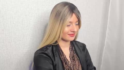 dualwave online show from November 28, 5:15 pm