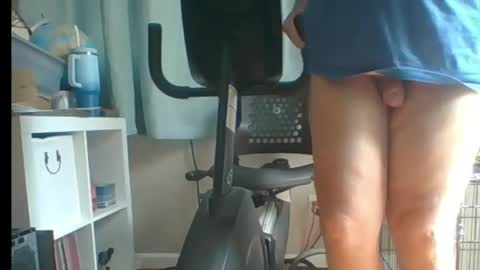 Dude online show from April 5, 9:45 pm