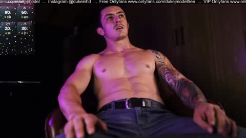 Snapshot of duke_j chatting on January 31, 3:52 am DUKE J              online show from January 31, 3:52 am