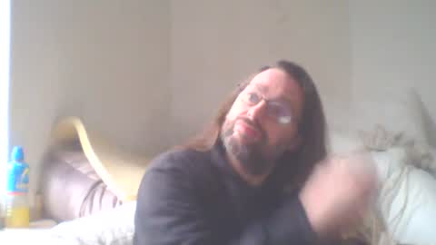 Snapshot of dukenucum73 chatting on January 5, 1:04 pm chris online show from January 5, 1:04 pm