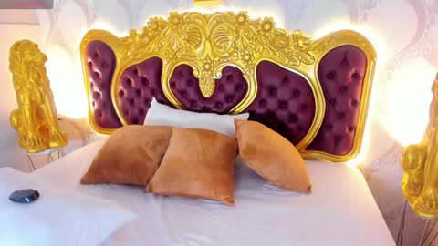 Lucy online show from January 6, 12:24 pm