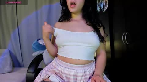 Snapshot of dulce__ammy chatting on February 7, 2:04 am dulce__ammy online show from February 7, 2:04 am