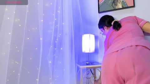 dulce__fiore07 online show from May 21, 12:01 pm