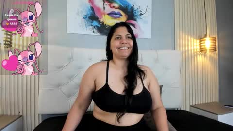 Snapshot of dulce__love69 chatting on September 25, 3:32 am Dulce love69 online show from September 25, 3:32 am