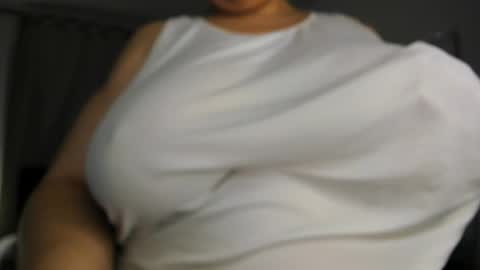 dulce brithany online show from April 9, 3:50 am