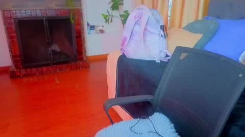 C E L E S T E  online show from April 1, 7:33 pm