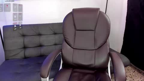 Kitty online show from November 5, 3:39 am