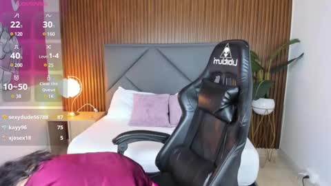 N A T Y online show from March 1, 8:56 am