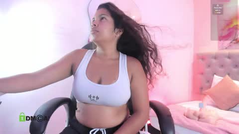 Dulce  online show from April 7, 12:16 pm