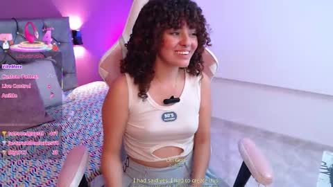 Snapshot of dulcee_gabby1 chatting on November 3, 4:19 pm Dulce Gaby online show from November 3, 4:19 pm