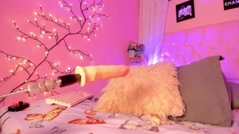 DulceGirl online show from September 24, 6:55 pm