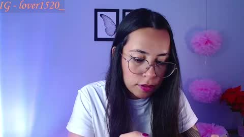 Snapshot of dulcemaria_alvarez22 chatting on February 24, 11:09 pm Dulce online show from February 24, 11:09 pm