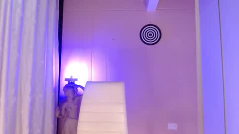 dulcepicante_1 online show from March 3, 10:43 am