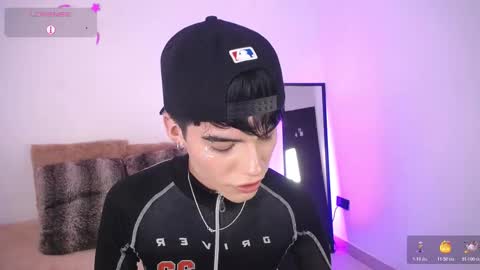 Dulcey online show from November 2, 10:45 pm