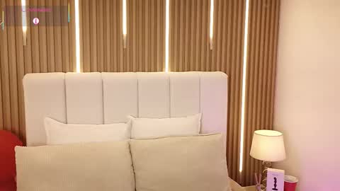 Dulcey online show from February 17, 3:58 am