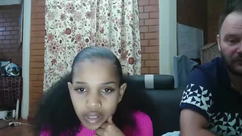 Snapshot of duocoquainaliamath chatting on February 17, 10:05 pm duocoquainaliamath online show from February 17, 10:05 pm