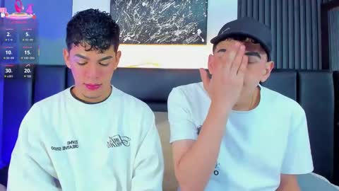 Thomas and Noah online show from November 14, 12:26 pm