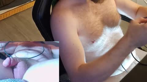 Snapshot of durin_ chatting on February 28, 12:22 am Durin online show from February 28, 12:22 am