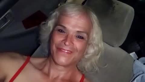 dustbunny64 online show from March 13, 9:27 am