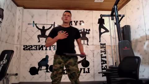 Snapshot of dustin_sonne chatting on January 11, 10:18 pm Dustin Sonne online show from January 11, 10:18 pm