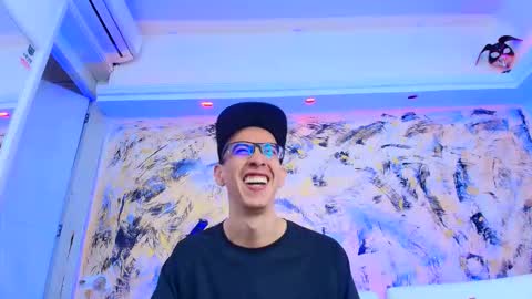 Dustin Dollin online show from November 26, 11:22 am