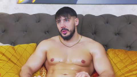 Dustin online show from February 12, 5:46 am