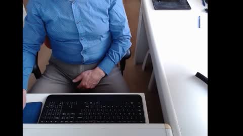 dutchpornking2 online show from November 25, 8:03 am