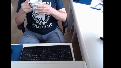 Snapshot of dutchpornking2 chatting on June 20, 8:06 am dutchpornking2 online show from June 20, 8:06 am