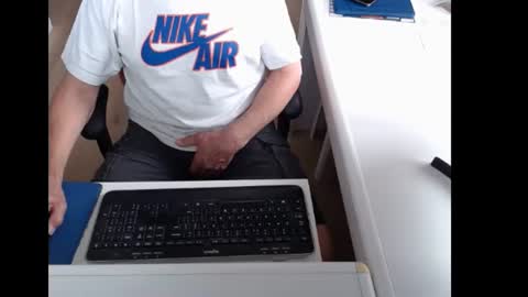 Snapshot of dutchpornking2 chatting on July 7, 6:05 am dutchpornking2 online show from July 7, 6:05 am