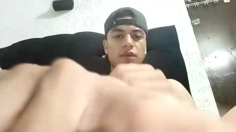 Snapshot of duvanarleyy chatting on September 22, 12:01 am duvanarleyy online show from September 22, 12:01 am