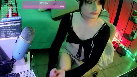 DvaDaisy online show from October 19, 11:38 pm