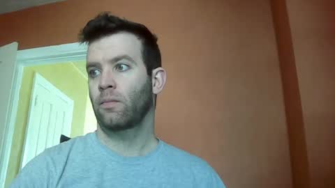 dweav240 online show from February 4, 5:12 pm