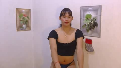 dy_namite online show from March 16, 6:01 pm