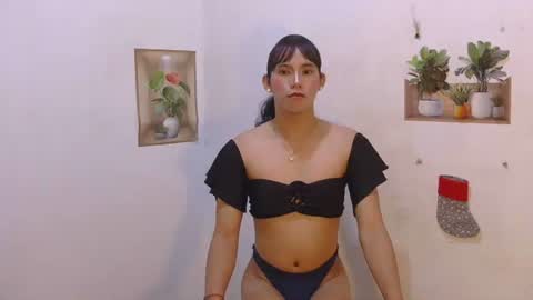 dy_namite online show from April 13, 6:24 pm