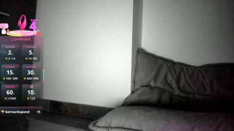 Snapshot of dyafirst chatting on December 15, 9:30 pm Dya online show from December 15, 9:30 pm