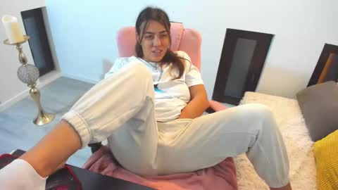 dayana online show from December 5, 5:27 am