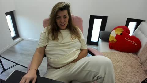 dayana online show from April 8, 4:34 am