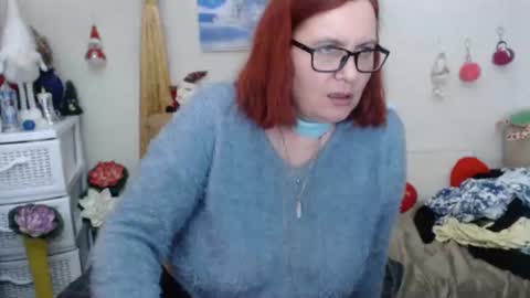 Snapshot of dyannelovee chatting on January 18, 5:59 pm Dyanne online show from January 18, 5:59 pm