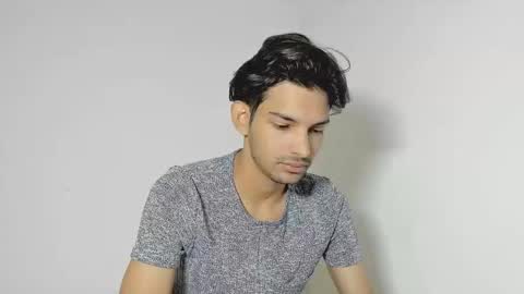 Snapshot of dylan_hoot chatting on September 14, 5:45 pm Dylan online show from September 14, 5:45 pm