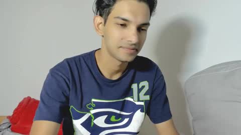 Snapshot of dylan_hoot chatting on September 30, 6:57 pm Dylan online show from September 30, 6:57 pm