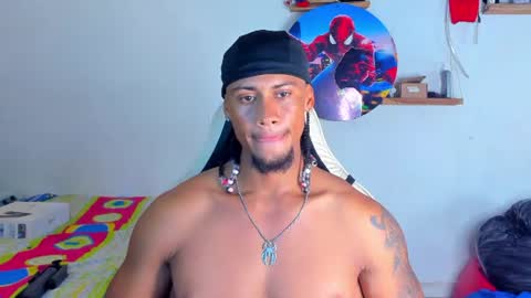 Snapshot of dylan_jake1 chatting on June 13, 11:13 pm Dylan online show from June 13, 11:13 pm