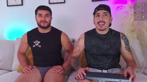 Bryan model independient online show from July 1, 4:18 pm