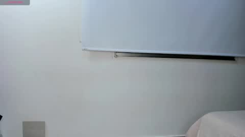 dylan_turner_ online show from March 7, 9:38 pm