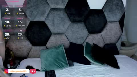 Snapshot of dylan_turner_ chatting on September 9, 9:36 pm dylan_turner_ online show from September 9, 9:36 pm