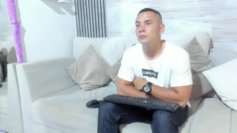 dylan_viper online show from May 25, 3:12 am