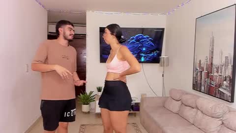 Snapshot of dylanbisex_hot chatting on December 28, 12:24 pm Mod Dylan Lilith Alan and Drake online show from December 28, 12:24 pm